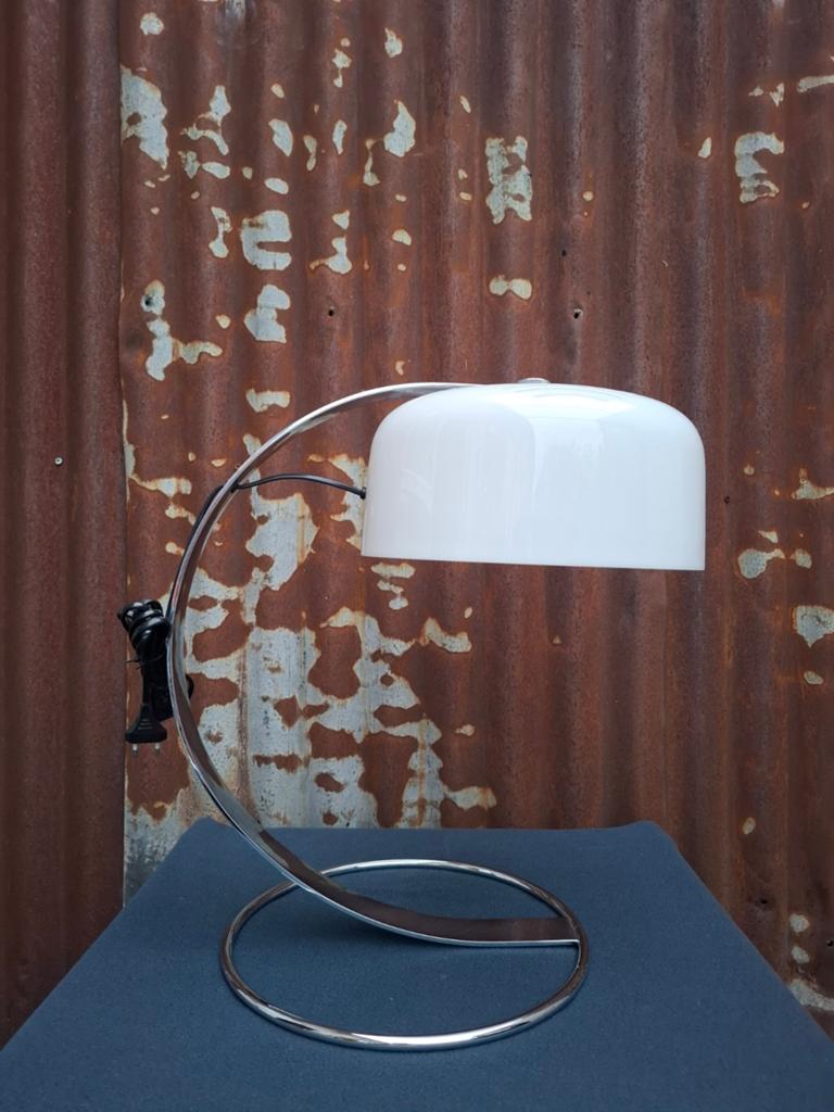 Top design lamp raak amsterdam d 2125 ( retro space age ), Huis en Inrichting, Lampen | Tafellampen, Ophalen of Verzenden, Minder dan 50 cm