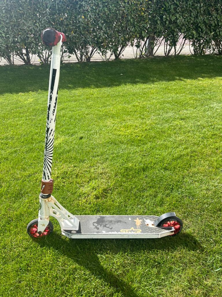 Mooie skate step van het merk star scooter, Fietsen en Brommers, Steps, Ophalen, Gebruikt, Gewone step