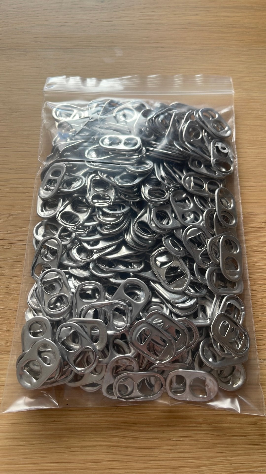 300 lipjes/ clipjes vab blikjes, Hobby en Vrije tijd, Knutselen, Zilver, Overige thema's, Zo goed als nieuw, Herbruikbaar