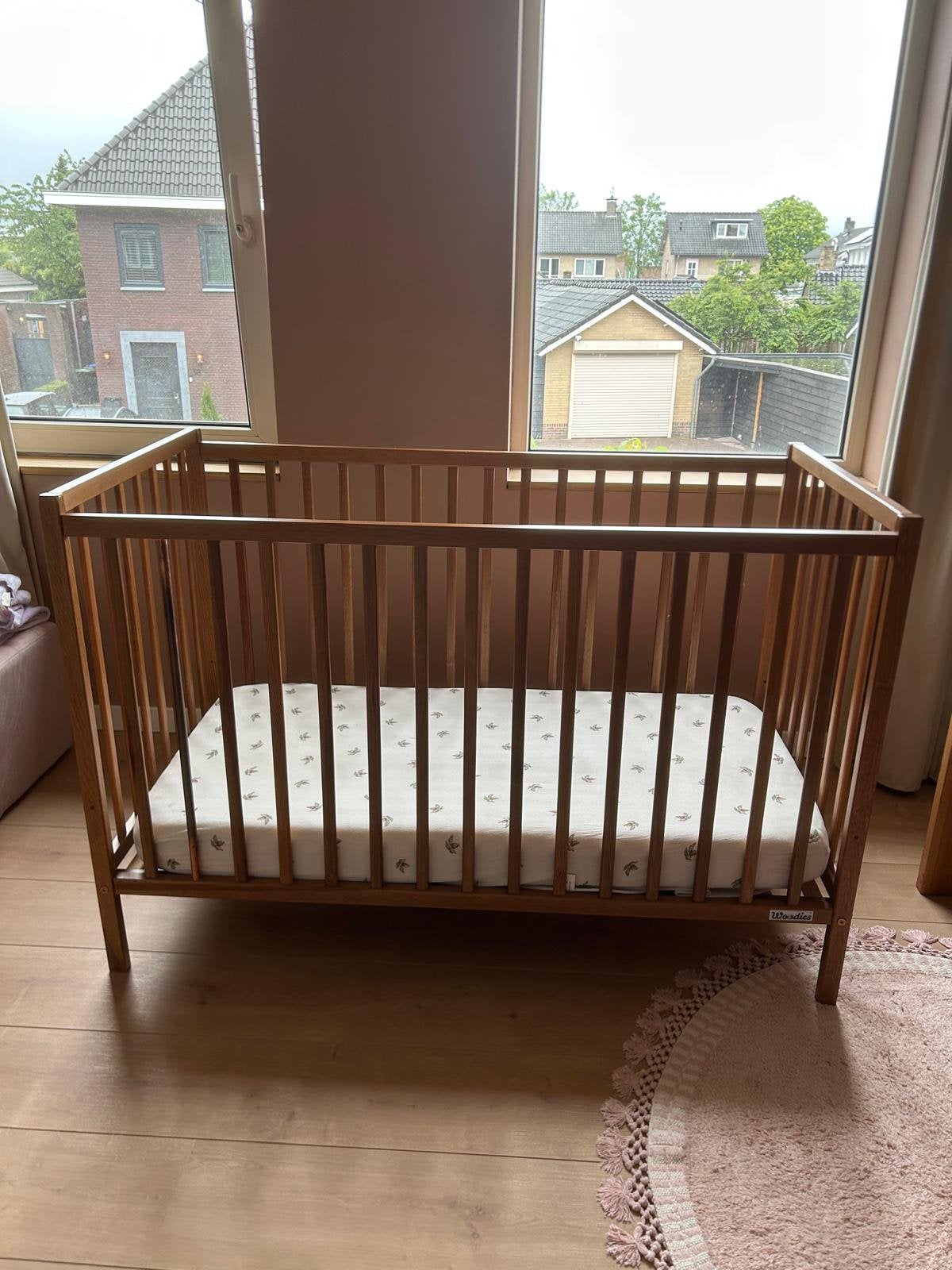 Woodies ledikant gebruikt, Kinderen en Baby's, Babywiegjes en Ledikanten, Ophalen, Gebruikt, Ledikant
