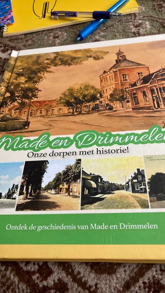 Made eb Drimmelen.Onze dorpen met Histories, Ophalen of Verzenden, Zo goed als nieuw