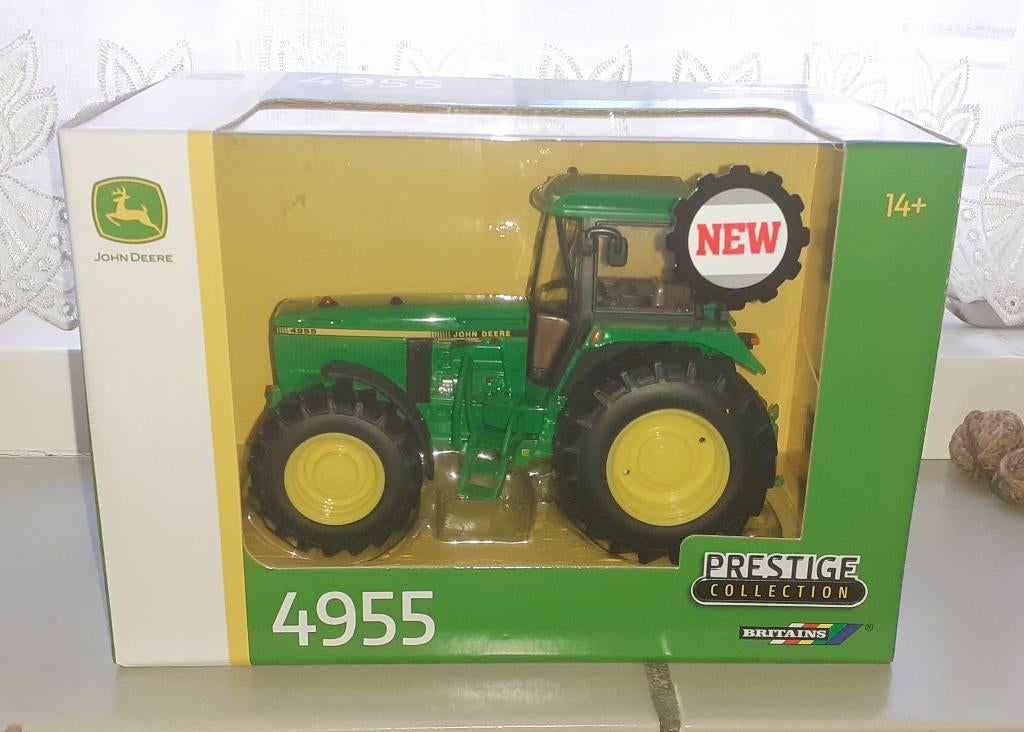 John Deere 4955 - Britains, Ophalen of Verzenden, Nieuw, Tractor of Landbouw, Britains