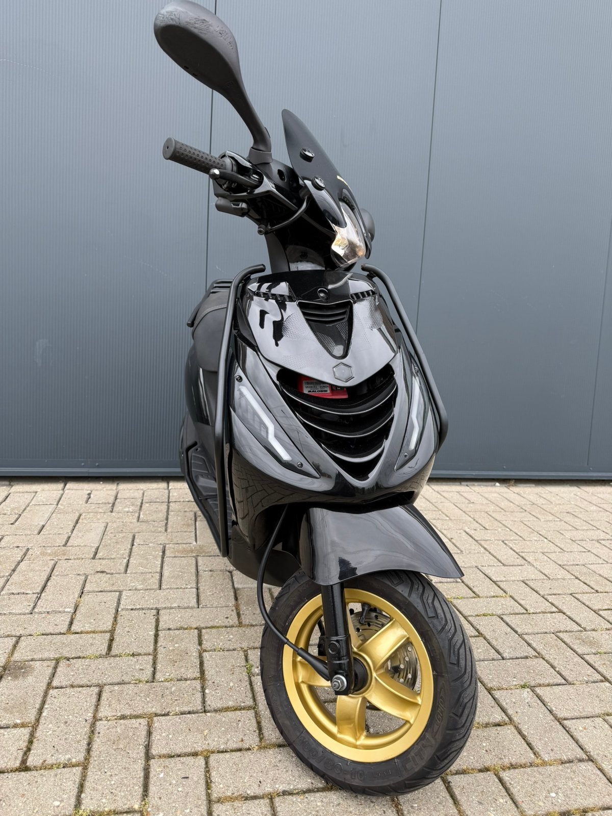 Piaggio Zip 2019 brom 45km sp 2000, Fietsen en Brommers, Scooters | Piaggio, Zo goed als nieuw, Zip, Benzine, Ophalen
