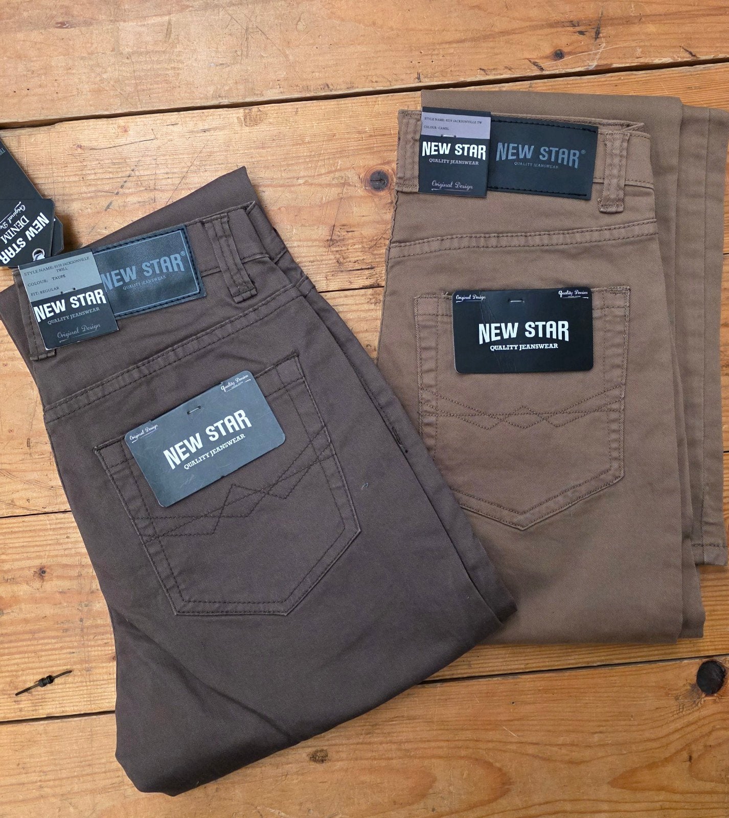 2 New Star Chino Spijkerbroeken - Camel & Taupe (W29/L34), Overige kleuren, Overige jeansmaten, Nieuw, Ophalen of Verzenden