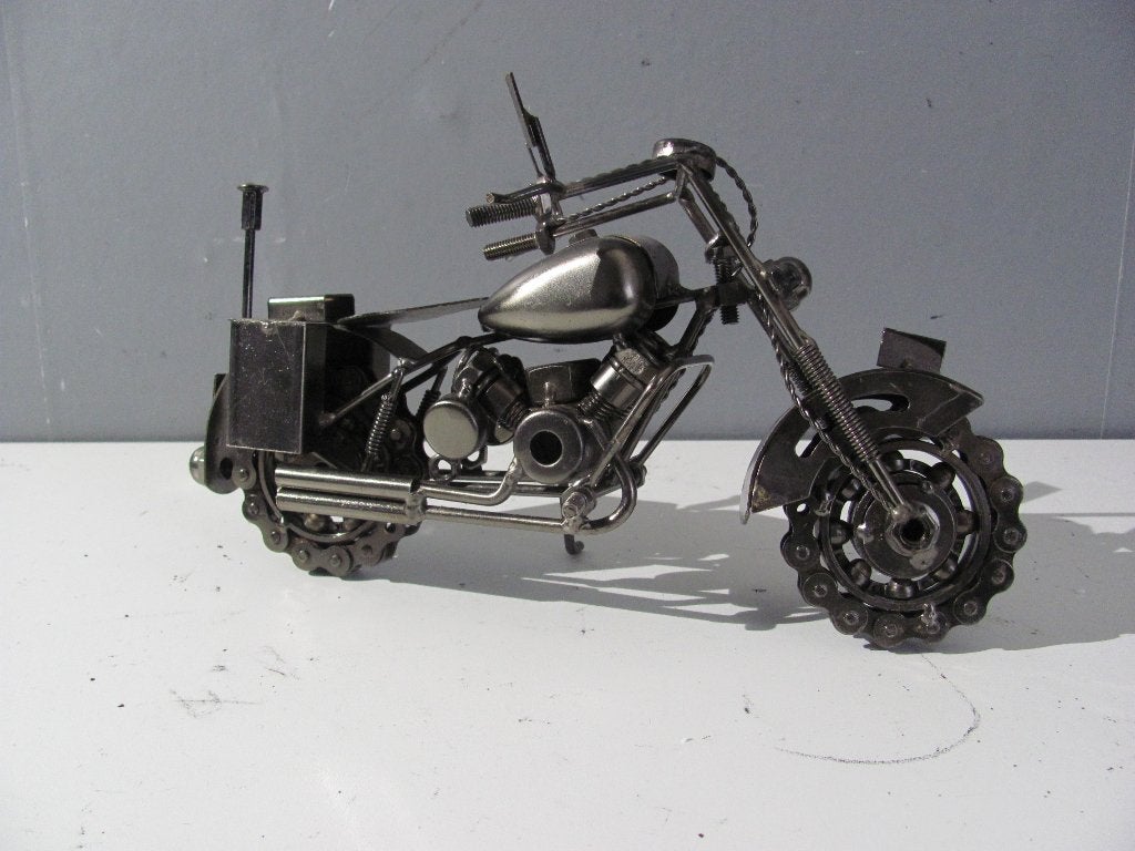 scrap metal politie motor 29x16cm, Antiek en Kunst, 16 cm, Object, Ophalen of Verzenden, Handgemaakt