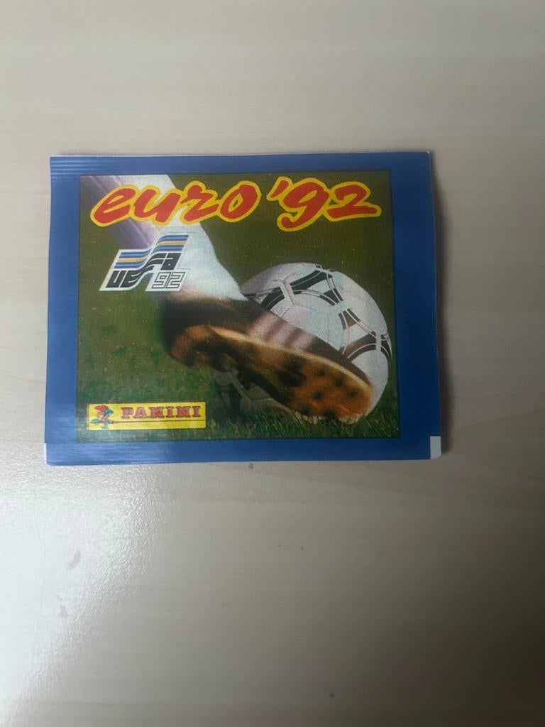 Panini Euro '92 sticker zakje - Gesloten, Verzamelen, Ophalen of Verzenden, Zo goed als nieuw, Sport