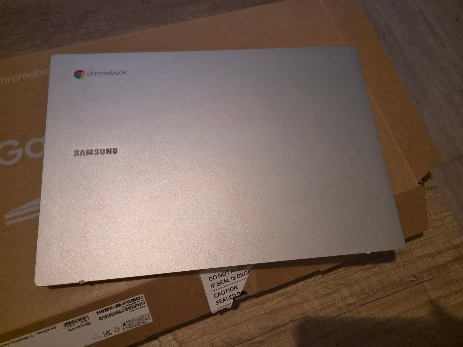 Samsung Galaxy Chromebook Go XE340XDA - Nieuw in doos, Computers en Software, Chromebooks, 14 inch, 4 GB of minder, Nieuw, Ophalen of Verzenden