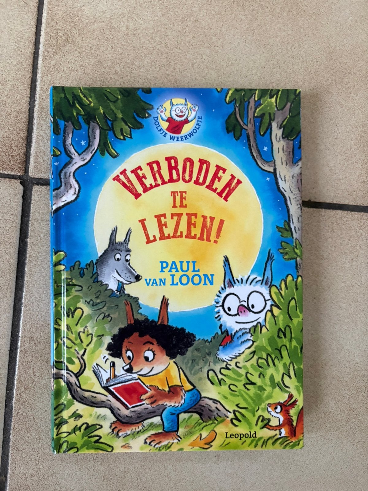 Dolfje Weerwolfje - Verboden te lezen!, Fictie algemeen, Paul van Loon, Ophalen of Verzenden, Zo goed als nieuw