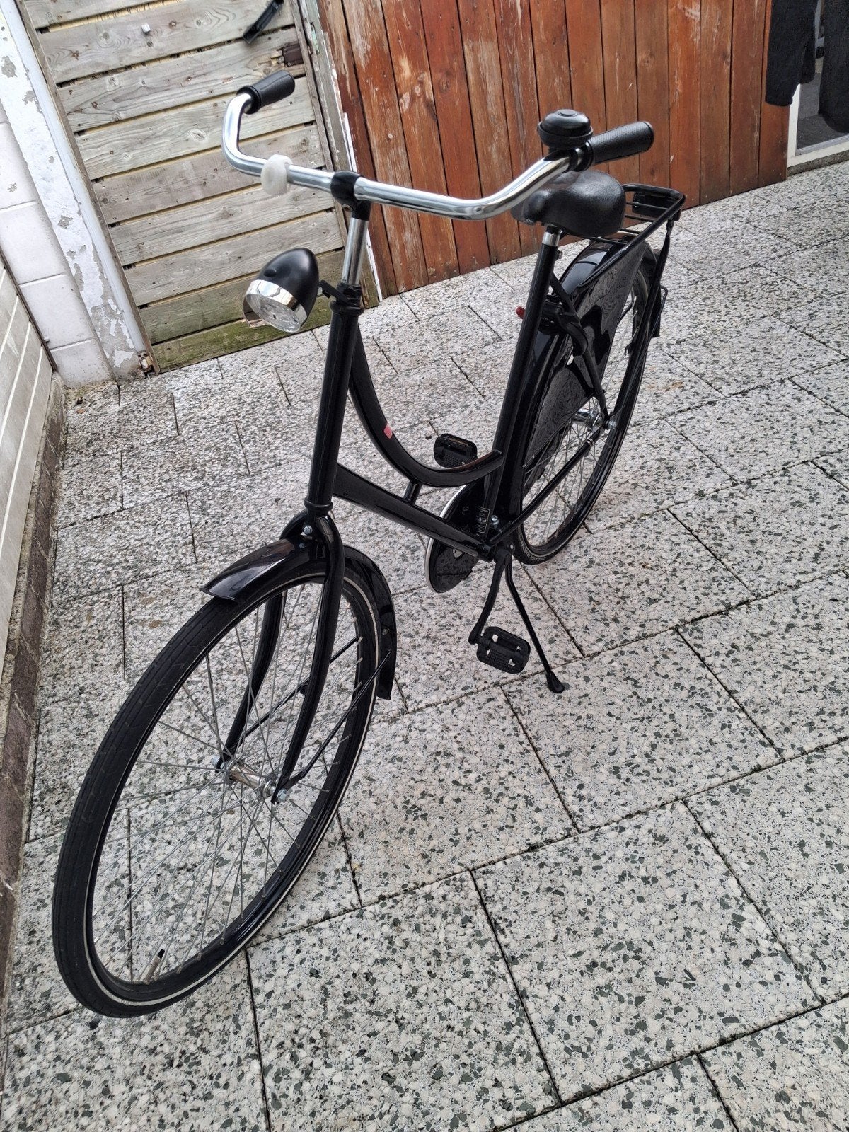 Zwarte damesfiets omafiets met terugtraprem en bagagedrager, Fietsen en Brommers, Fietsen | Dames | Damesfietsen, Overige merken