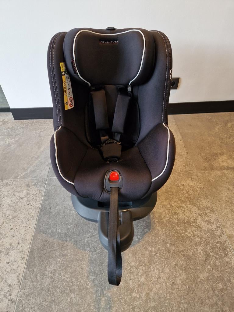 Xadventure autostoel met isofix (draaibaar en kantelbaar), Kinderen en Baby's, Autostoeltjes, Gebruikt, 9 t/m 18 kg, Verstelbare rugleuning