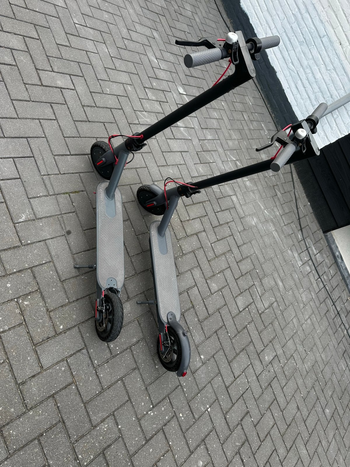 2 defecte elektrische steps (setprijs), Fietsen en Brommers, Ophalen, Gebruikt, Elektrische step (E-scooter)