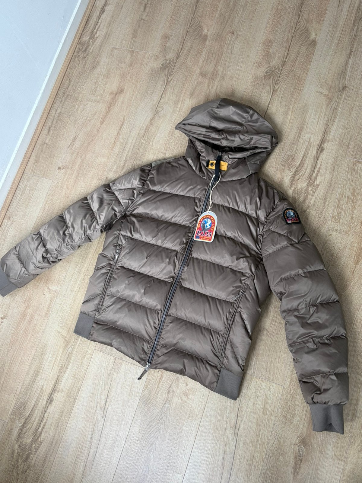 Parajumper jas Heren , Pharrell Pufferjack met donsvulling, Ophalen of Verzenden, Nieuw, Maat 52/54 (L), Groen