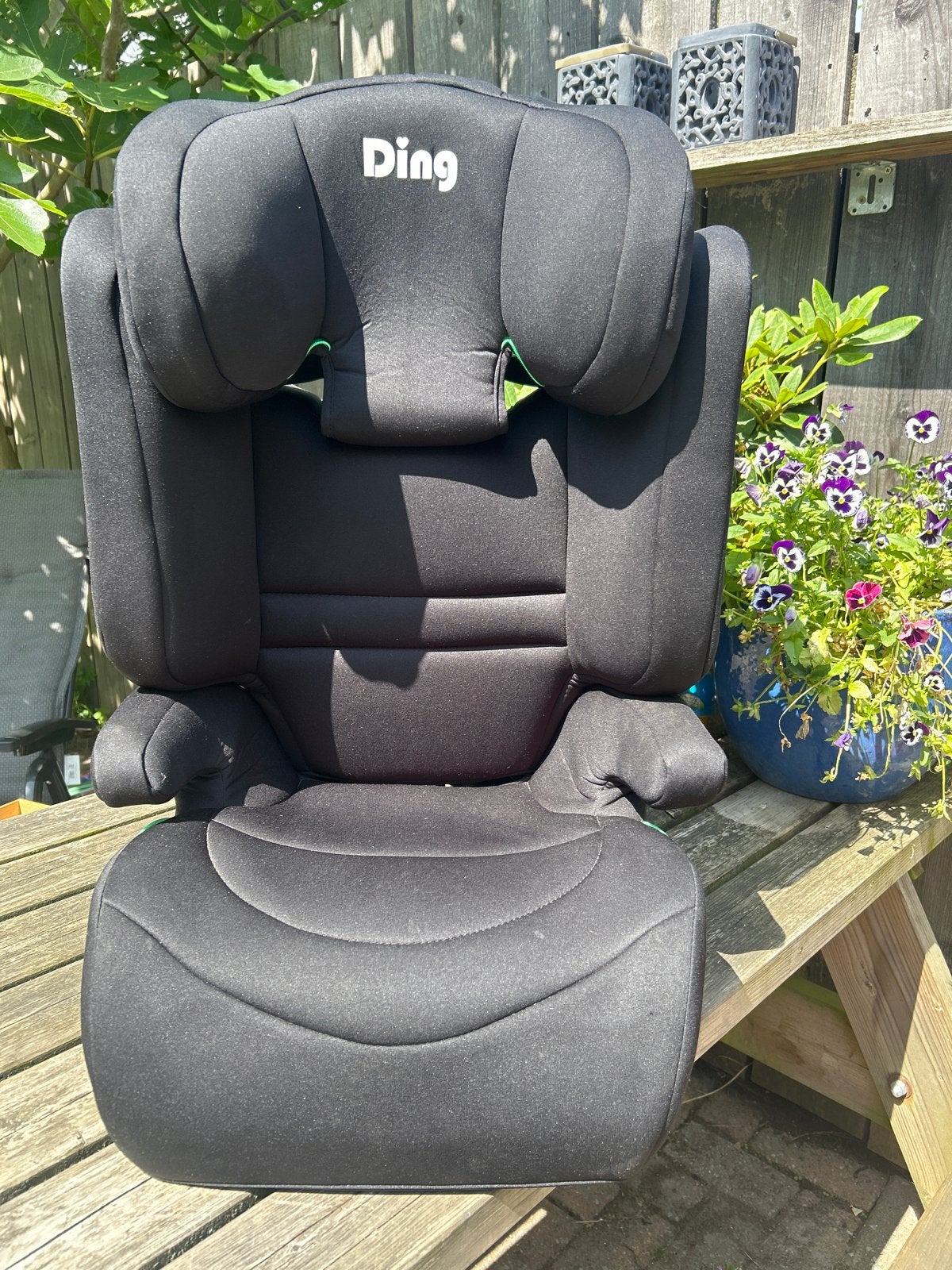 Ding autostoel 100-150 cm, zwart, zo goed als nieuw, Autogordel, 9 t/m 18 kg, Zijbescherming, Zo goed als nieuw