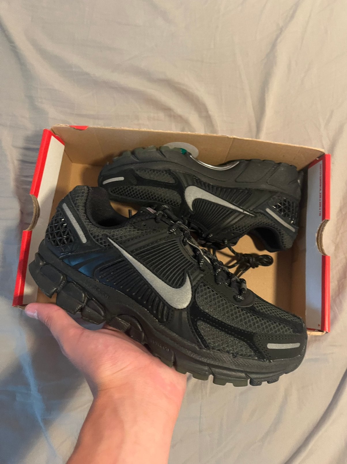 Nike Zoom Vomero 5 Zwart Sequoia - Maat 38.5, Ophalen of Verzenden, Nieuw, Zwart, Sneakers of Gympen