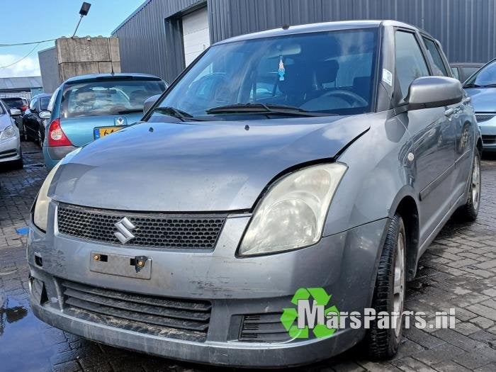 Veiligheidsgordel rechts-voor van een Suzuki Swift, Auto-onderdelen, Gebruikt, -, -, Ophalen of Verzenden