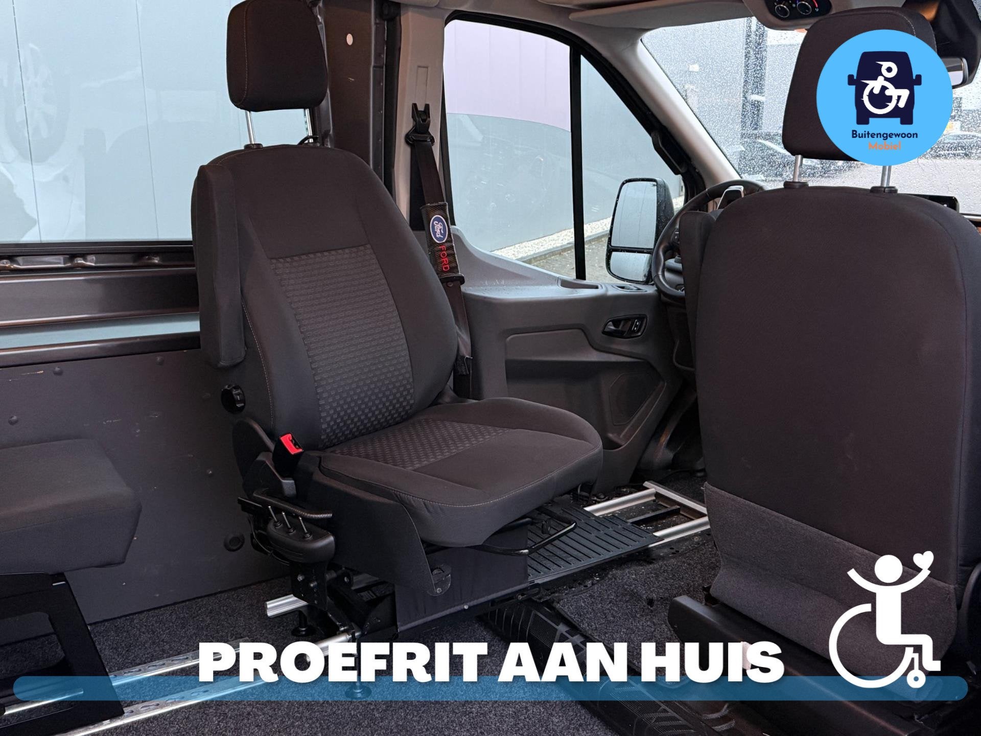 Ford Transit Rolstoelbus (2022) Zelfrijder Automaat Airco, Auto's, Bestelauto's, 12 maanden, 4 cilinders, 4 stoelen, Origineel Nederlands