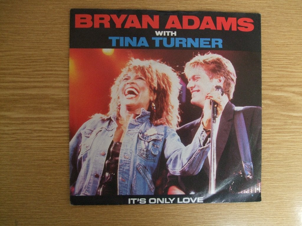 BRYAN ADAMS with TINA TURNER    IT'S ONLY LOVE / CUTS LIKE A, 7 inch, Ophalen of Verzenden, Zo goed als nieuw, Rock en Metal