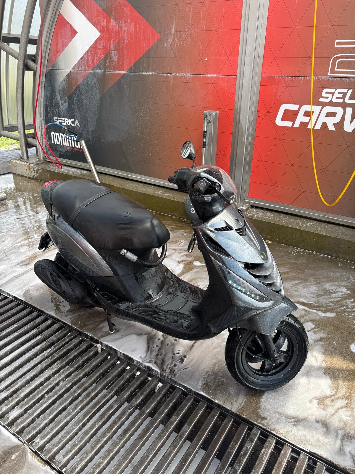 Piaggio zip snor, Fietsen en Brommers, Scooters | Piaggio, Zo goed als nieuw, Zip, Maximaal 25 km/u, Benzine, Ophalen