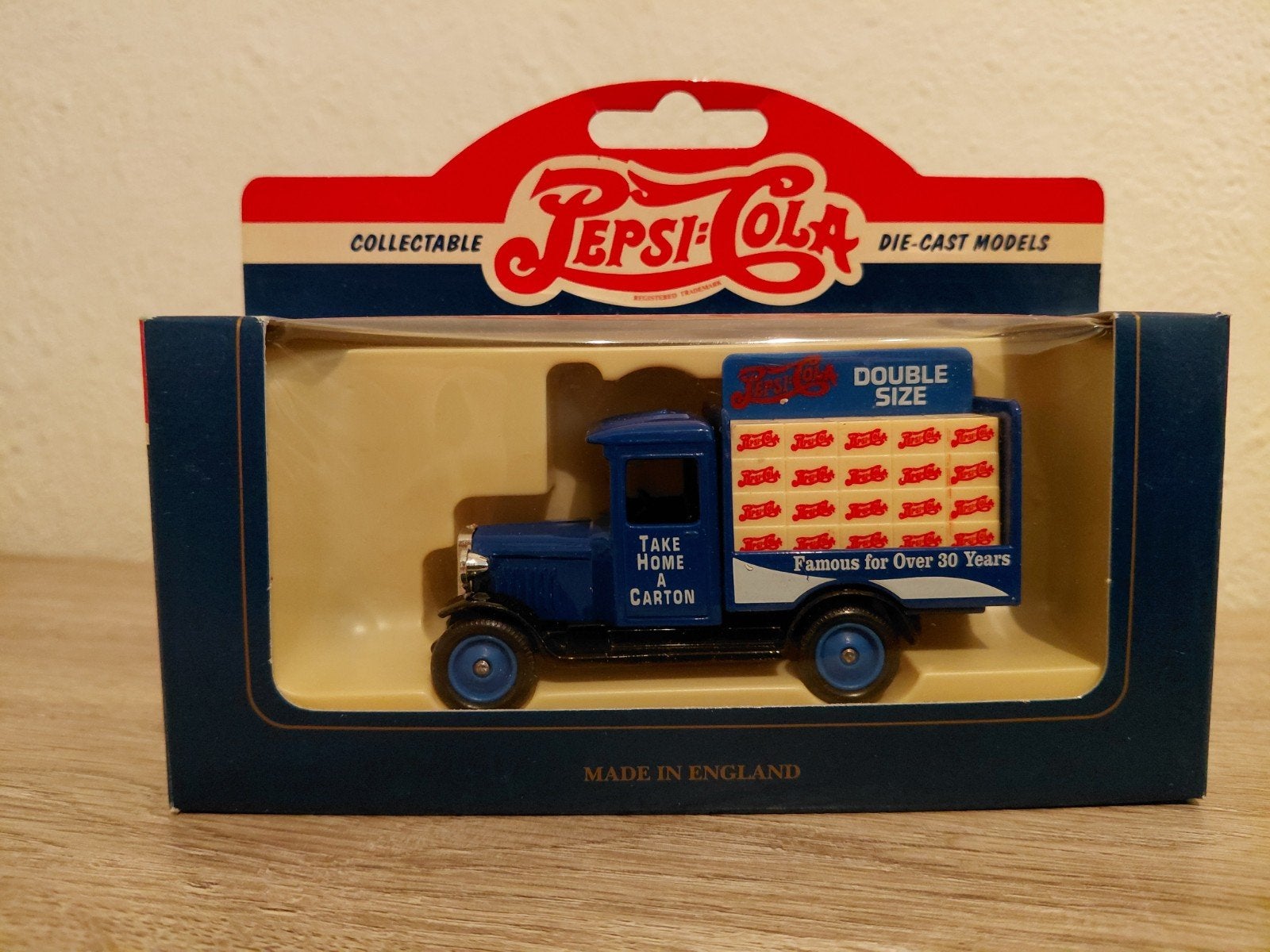 'Pepsi-Cola' 1934 Chevrolet Delivery Van, Hobby en Vrije tijd, Overige merken, 1:50 of kleiner, Verzenden, Nieuw