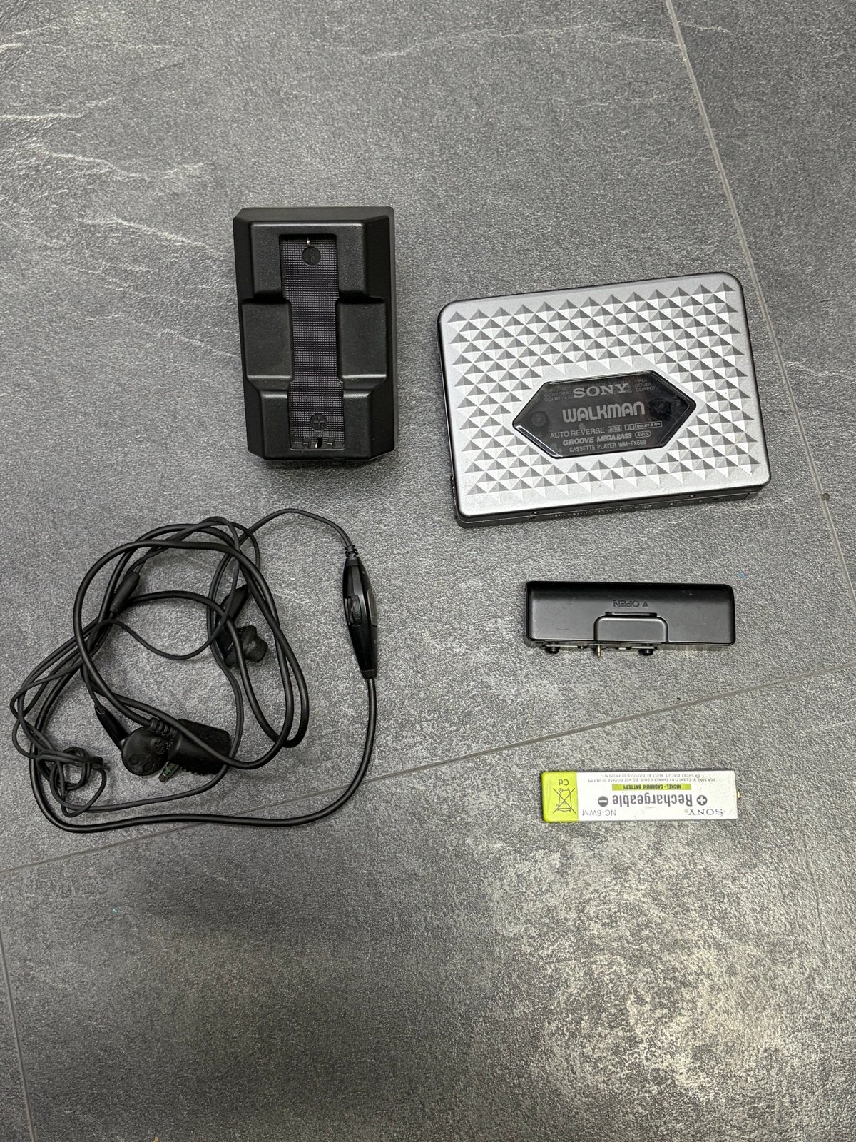 Sony Walkman WM-EX668 - Defect - Voor onderdelen/reparatie, Walkman, Geen, Ophalen of Verzenden, Geen
