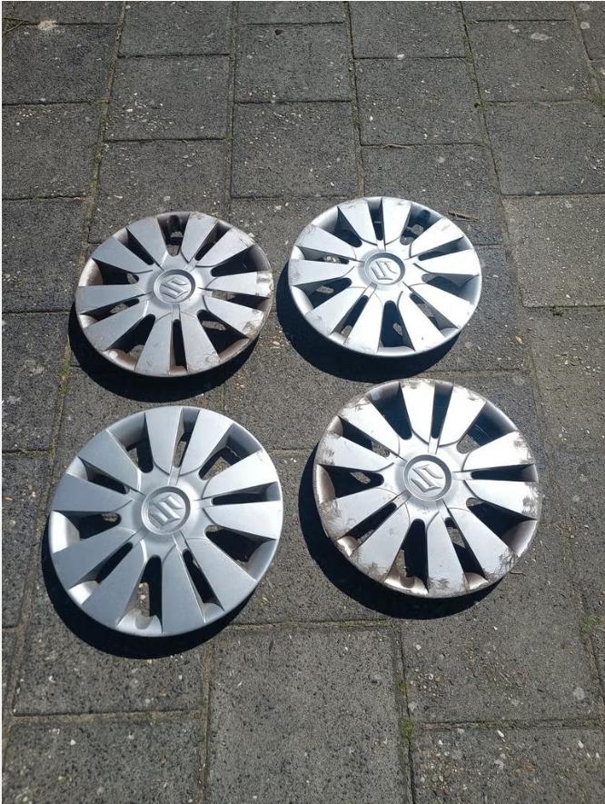 4 wieldoppen Suzuki Alto 14 inch, Auto diversen, Wieldoppen, Ophalen of Verzenden, Gebruikt