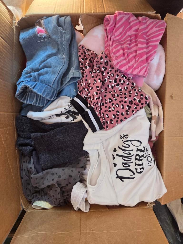 Baby meisjes kleding verhuisdoos vol maat 68, Kinderen en Baby's, Babykleding | Baby-kledingpakketten, Ophalen of Verzenden, Zo goed als nieuw