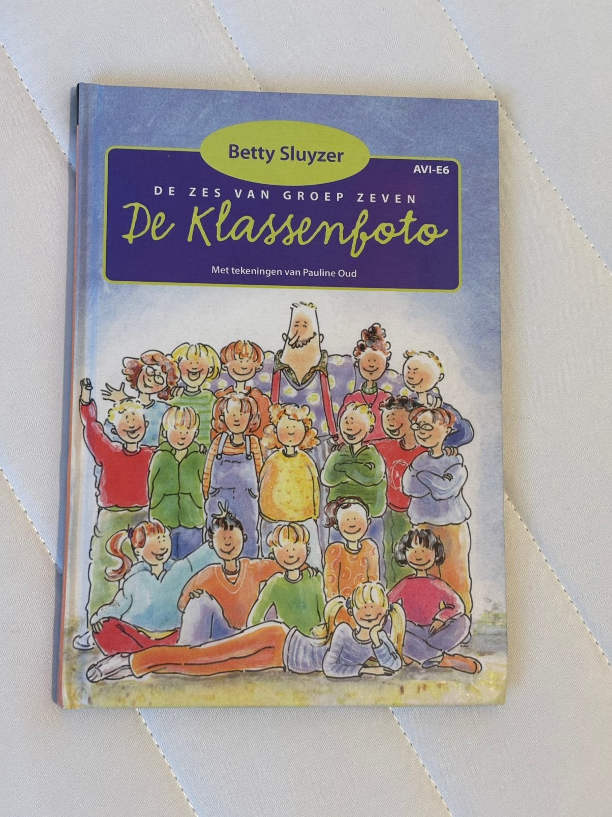Betty Sluyzer- de klassenfoto, Ophalen of Verzenden, Zo goed als nieuw, Fictie algemeen