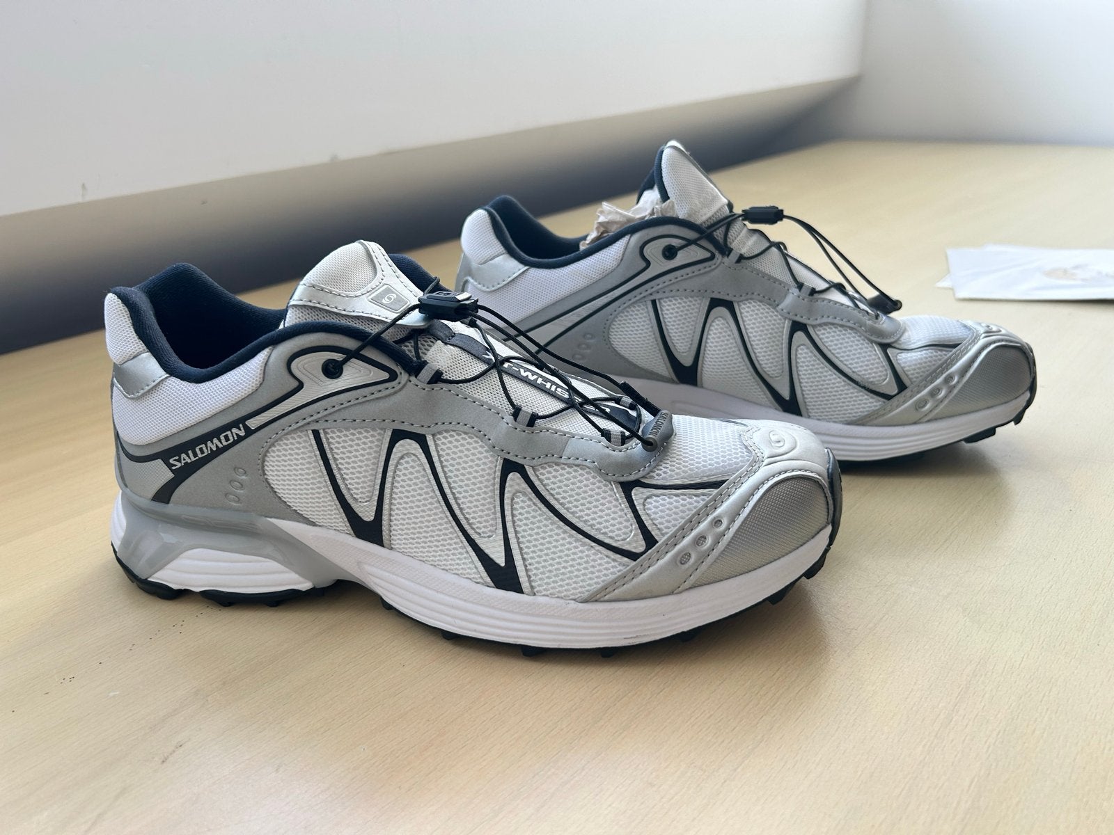 Nieuwe Salomon XT-Whisper sneakers maat 43 1/3, Ophalen of Verzenden, Nieuw, Wit, Sneakers of Gympen