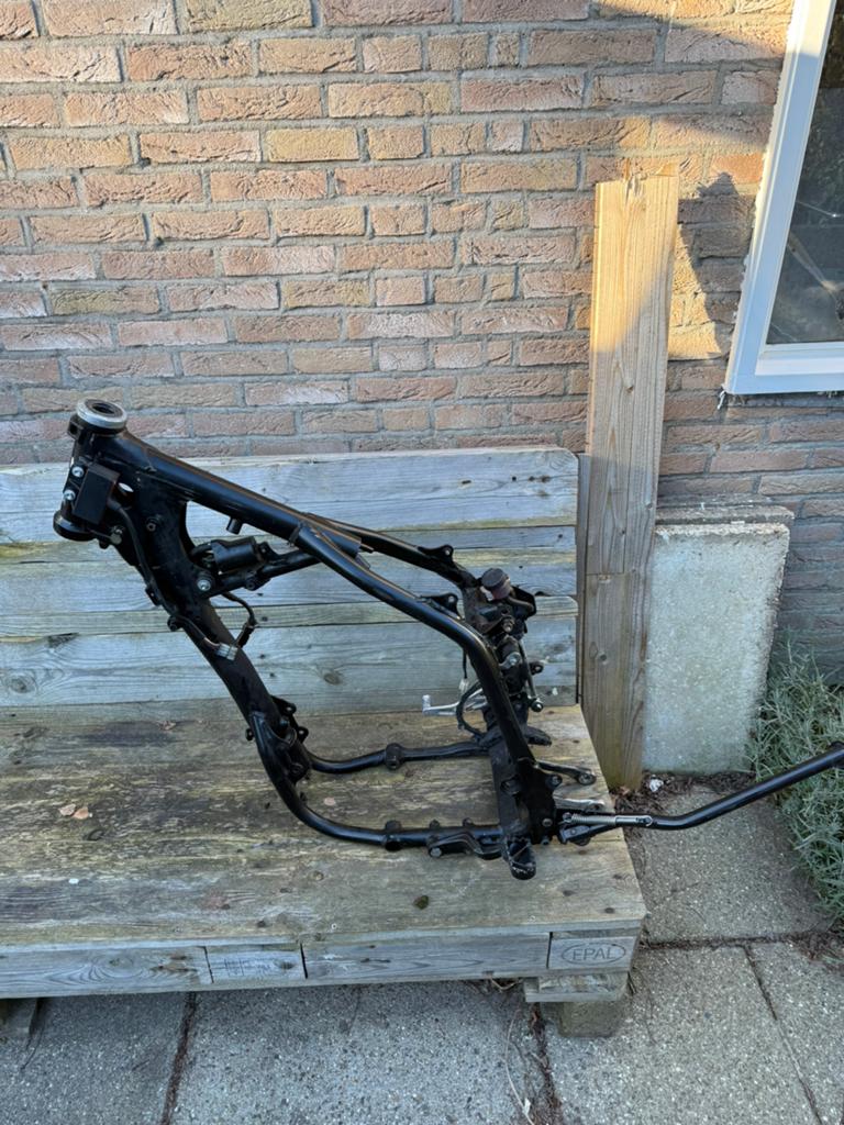 Ktm 640 frame met kenteken, Ophalen of Verzenden