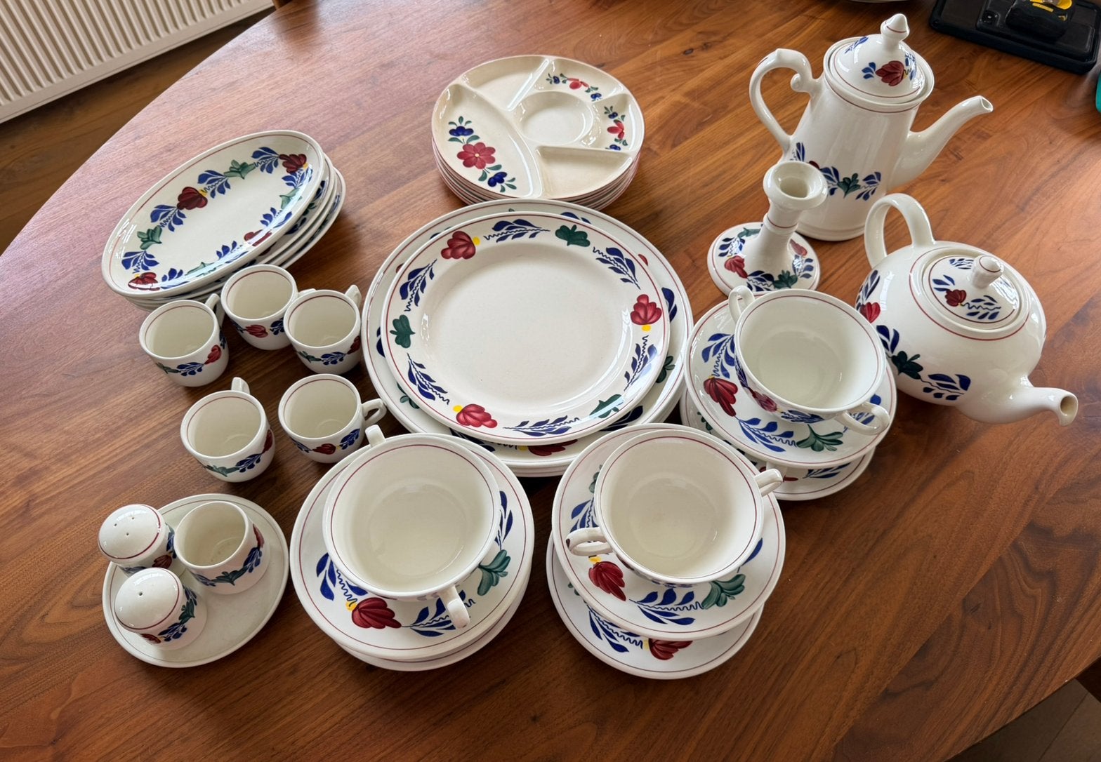 Set boerenbont servies, Ophalen