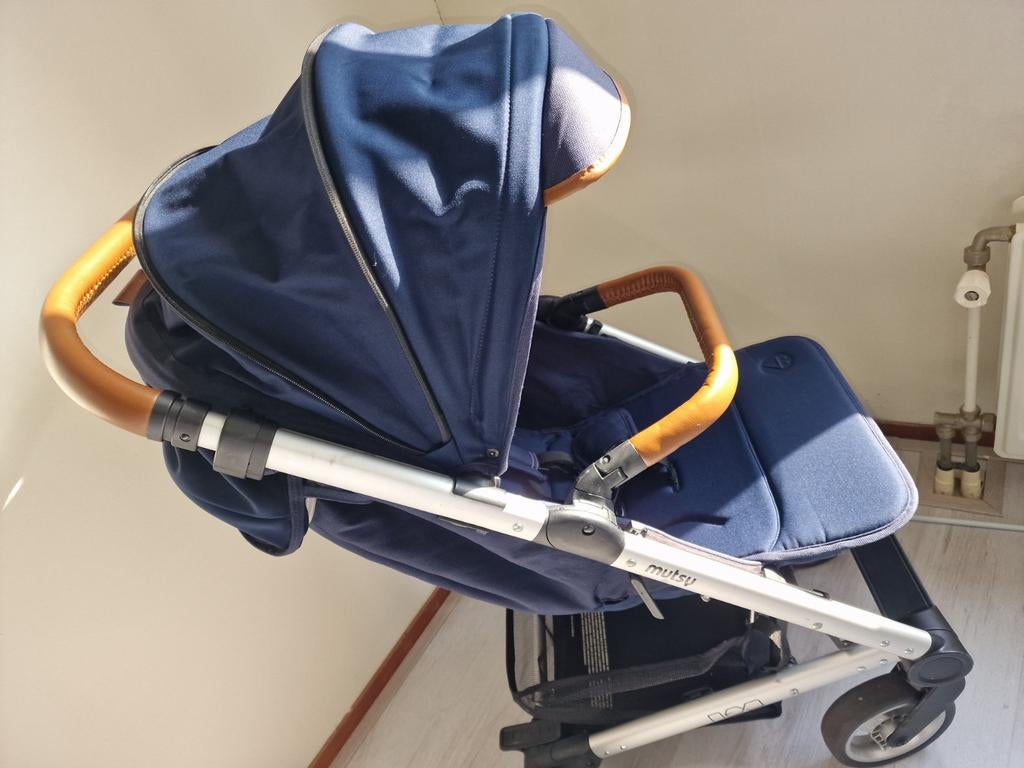 Mutsy Nio kinderwagen - Zo goed als nieuw, Kinderwagen, Zo goed als nieuw, Mutsy, Verstelbare duwstang