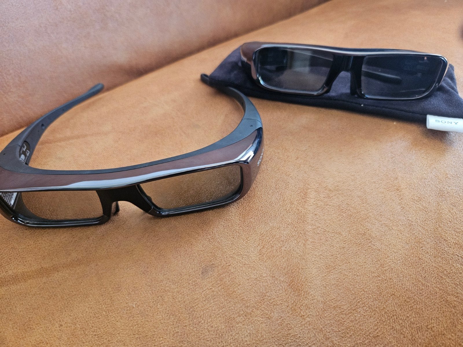 2 sony 3D brillen.                 samen voor, Ophalen of Verzenden, Zo goed als nieuw
