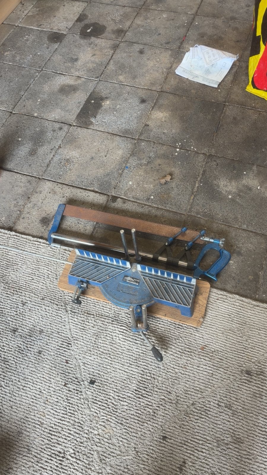 Verstek zaag, Ophalen, Zo goed als nieuw, Hydraulisch, Garagekrik