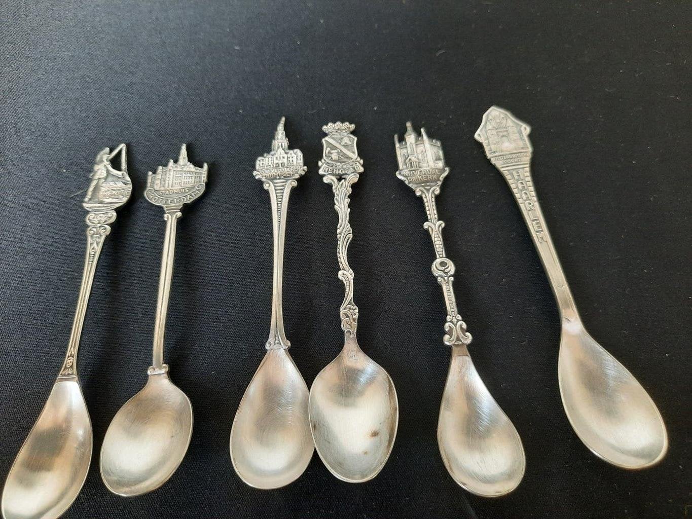Set van 6 verzilverde herinneringslepels uit Nederland, Antiek en Kunst, Antiek | Bestek, Ophalen of Verzenden