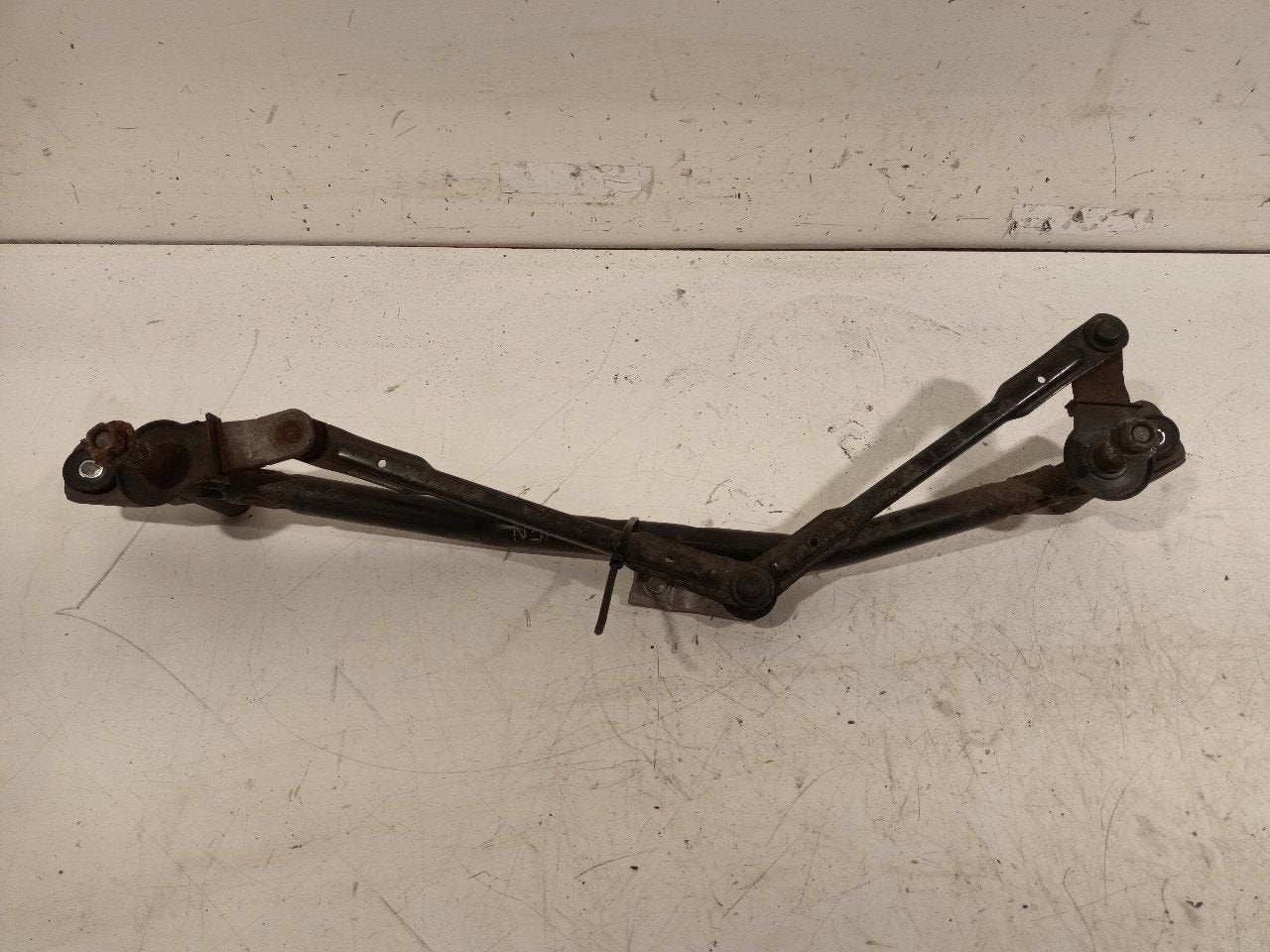 Ruitenwisser mechaniek voor Kia Cee'd, Onderdelen@venauto.nl, Van der Ven Autorecycling B.V., Ettenseweg 76, 4706 PB Roosendaal, The Netherlands