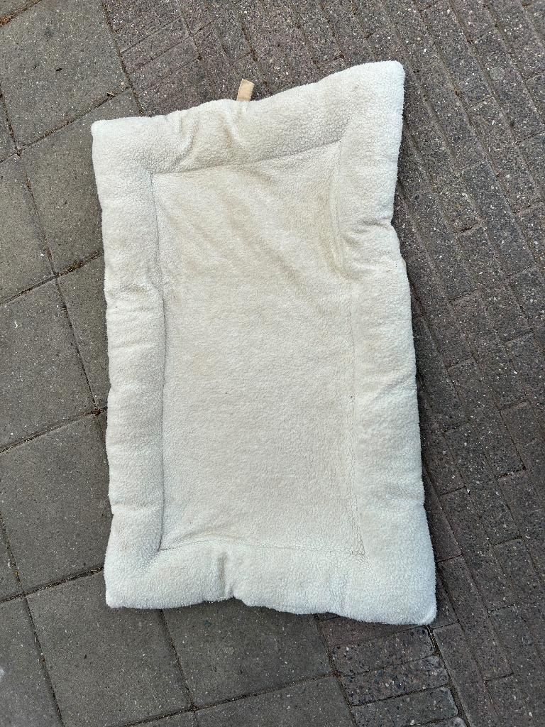 Honden kleed en honden kussen, Ophalen, Gebruikt, Stof