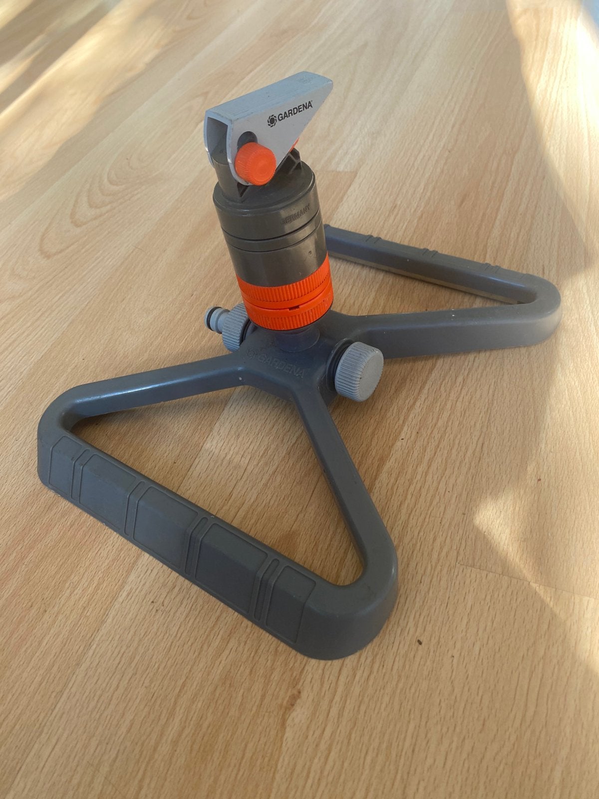 Gardena 832 turbinesproeier als nieuw, Ophalen of Verzenden, Zo goed als nieuw, Zwenksproeier
