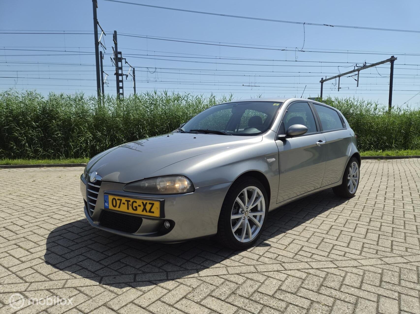 Alfa Romeo 147 2.0 T.Spark Collezione NIEUWE APK/AIRCO KOUD, Voorwielaandrijving, Gebruikt, Zwart, 150 pk