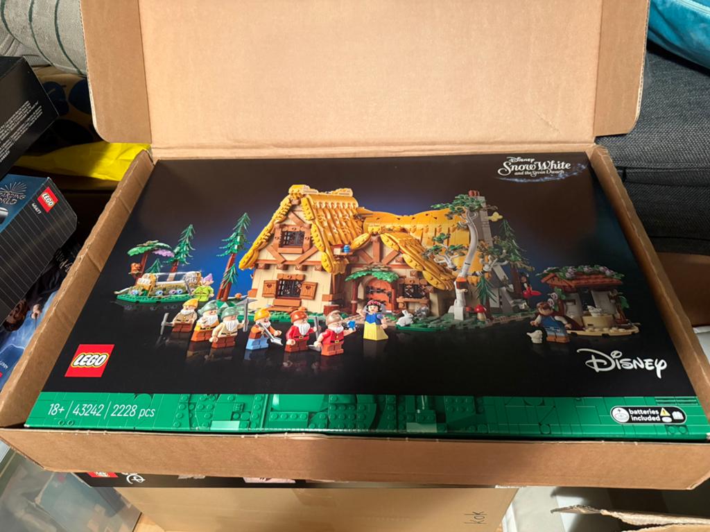 Lego 43242 Snow White Cottage - Nieuw, Ophalen of Verzenden, Nieuw, Lego