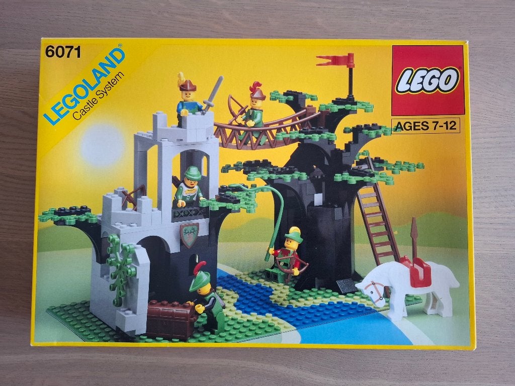 Lego Kasteel 6071: River Crossing + Doos + Instructions, Compleet, Lego, Ophalen of Verzenden, Zo goed als nieuw