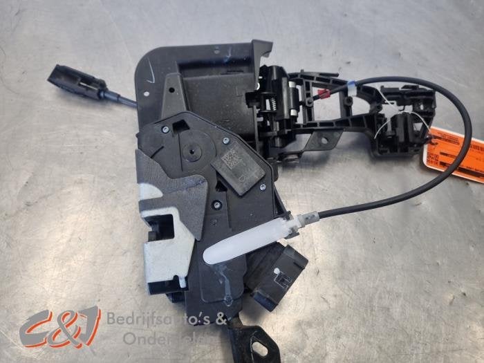 Deurslot Mechaniek 4Deurs links-voor van een Ford Ranger, Gebruikt, -, -, Ophalen of Verzenden