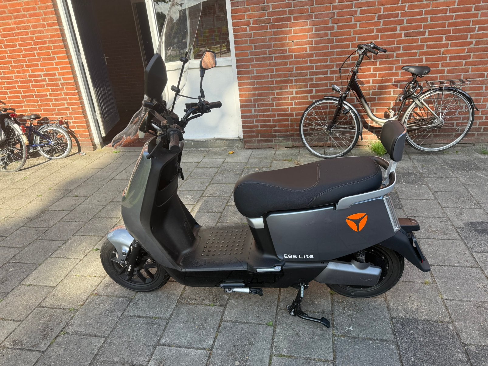 Yadea E8s Lite (nieuw batterijpakket 60V 20ah), Ophalen, Zo goed als nieuw, Elektrisch, Overige merken