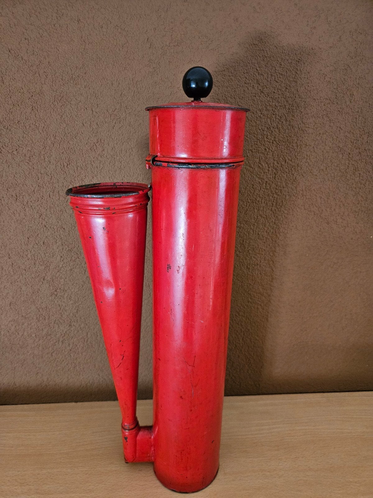 Vintage Rode Metalen toeter - Decoratief Item, Ophalen of Verzenden, Motor en Techniek