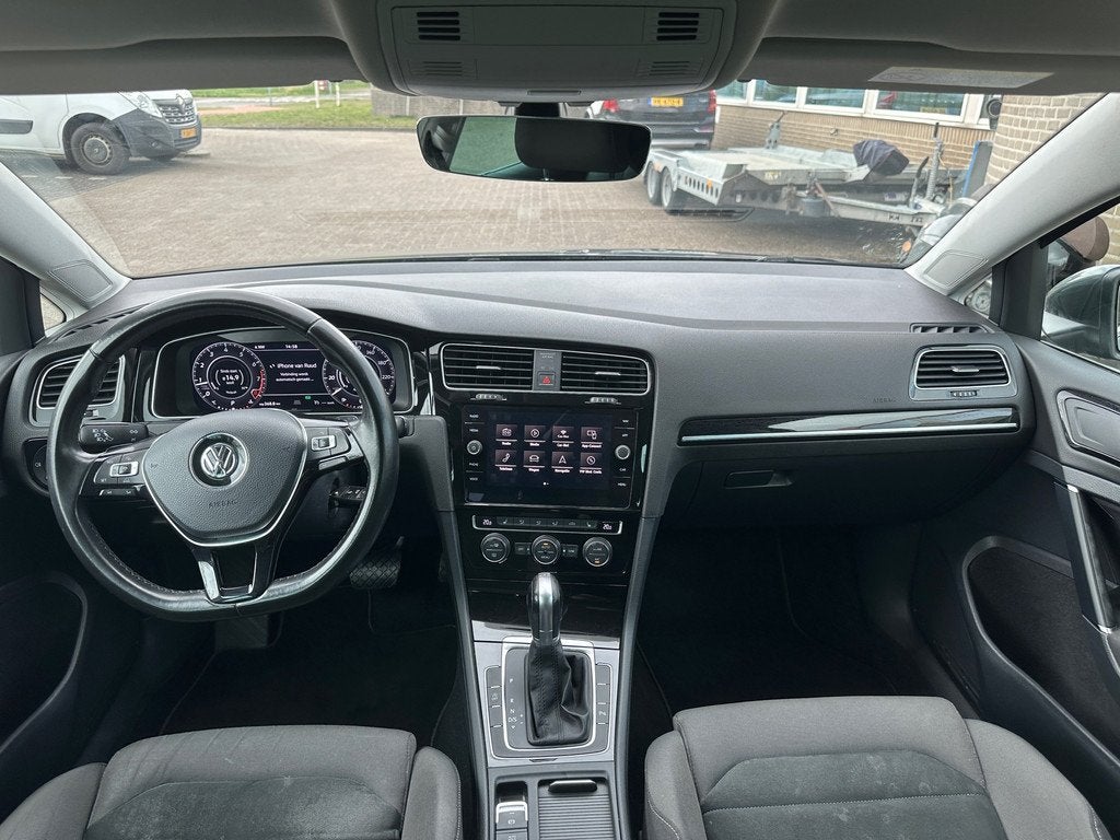 Volkswagen Golf Variant 1.4 TSI Highline Business R|V Cockp|, Auto's, Volkswagen, Gebruikt, Euro 6, 4 cilinders, Alcantara