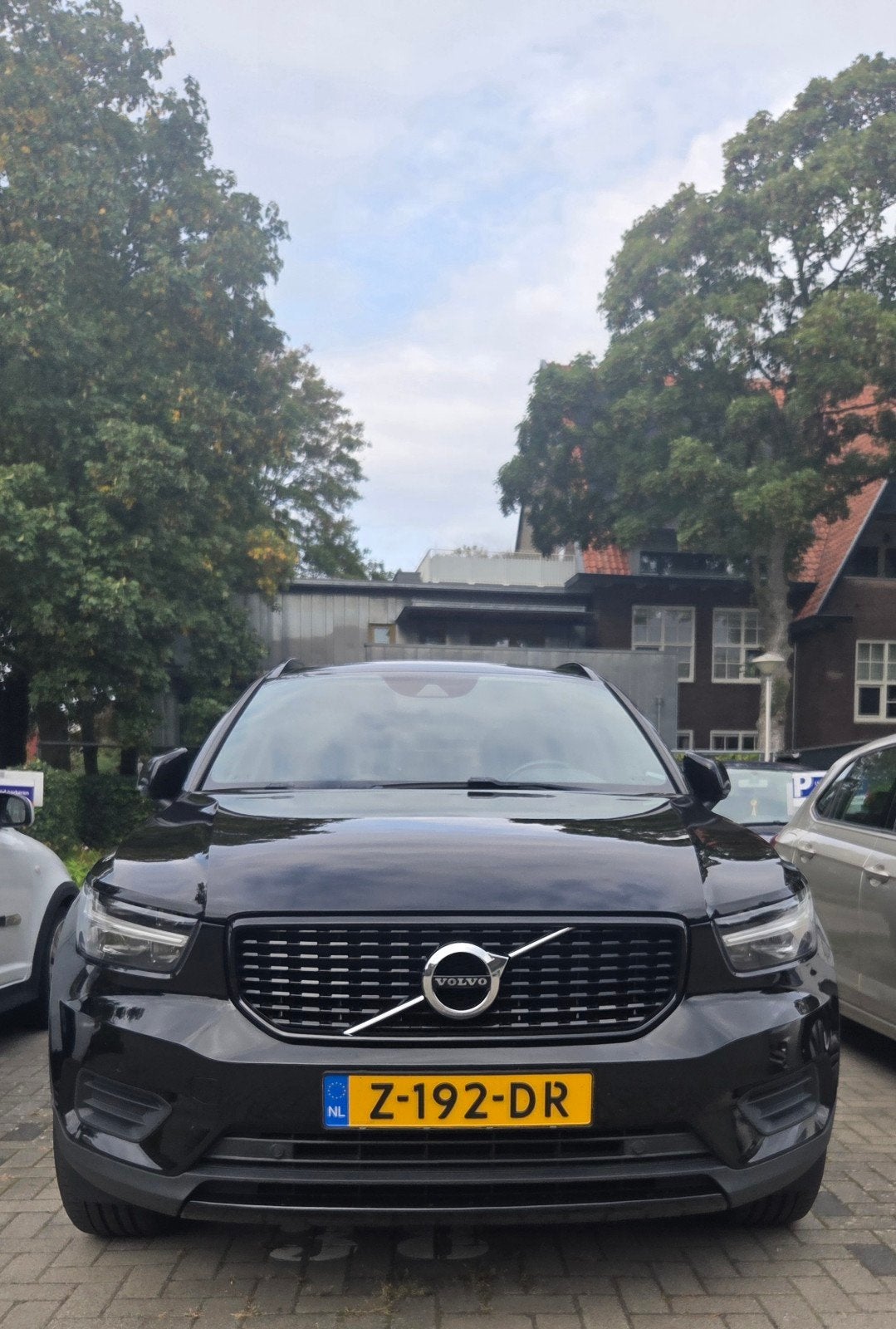 Volvo XC40 T3 163pk Geartronic 2020 Zwart