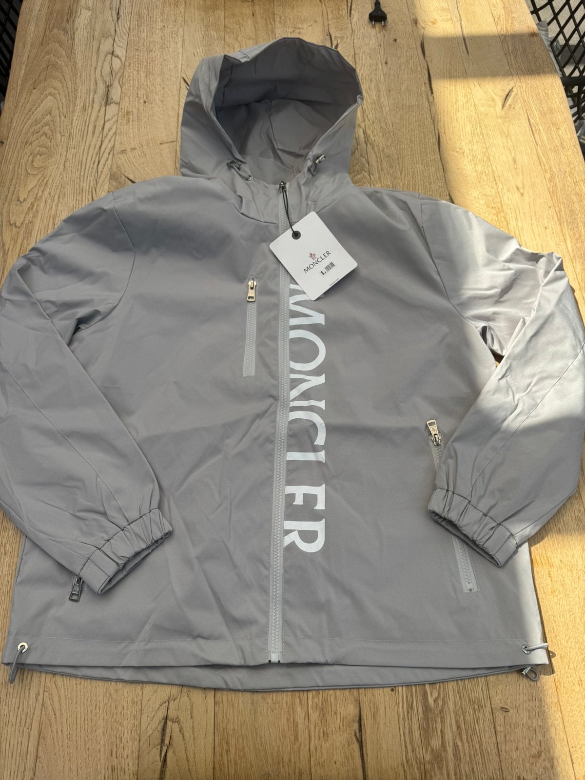 Moncler windbreaker grijs, Kleding | Heren, Ophalen of Verzenden, Zo goed als nieuw, Grijs