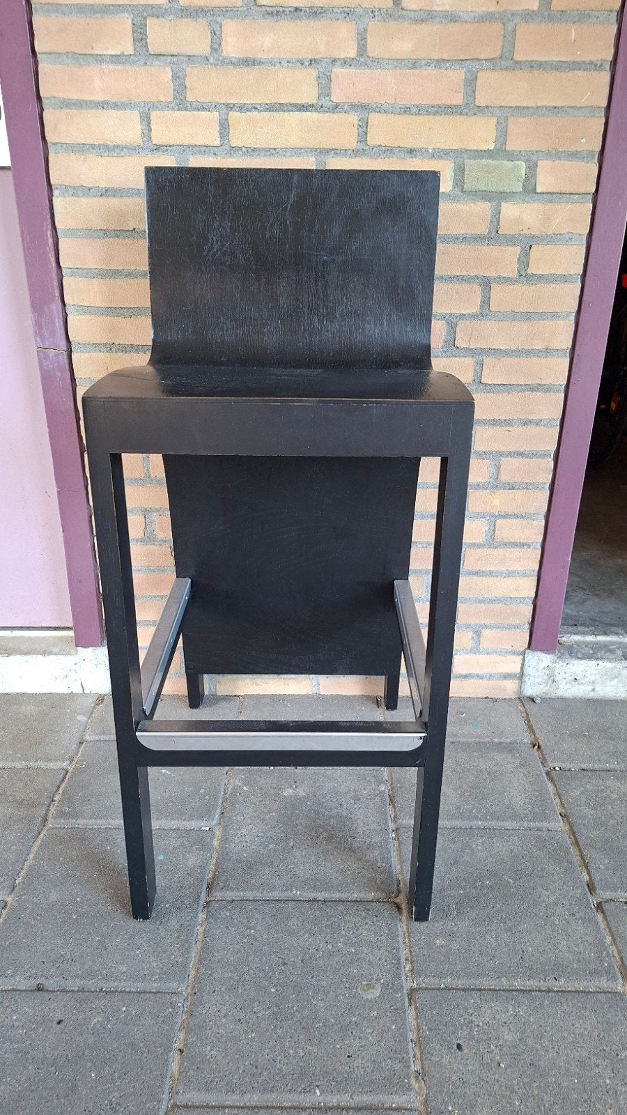 Foto 3 van Set van 4 massief houten barstoelen - Zwart