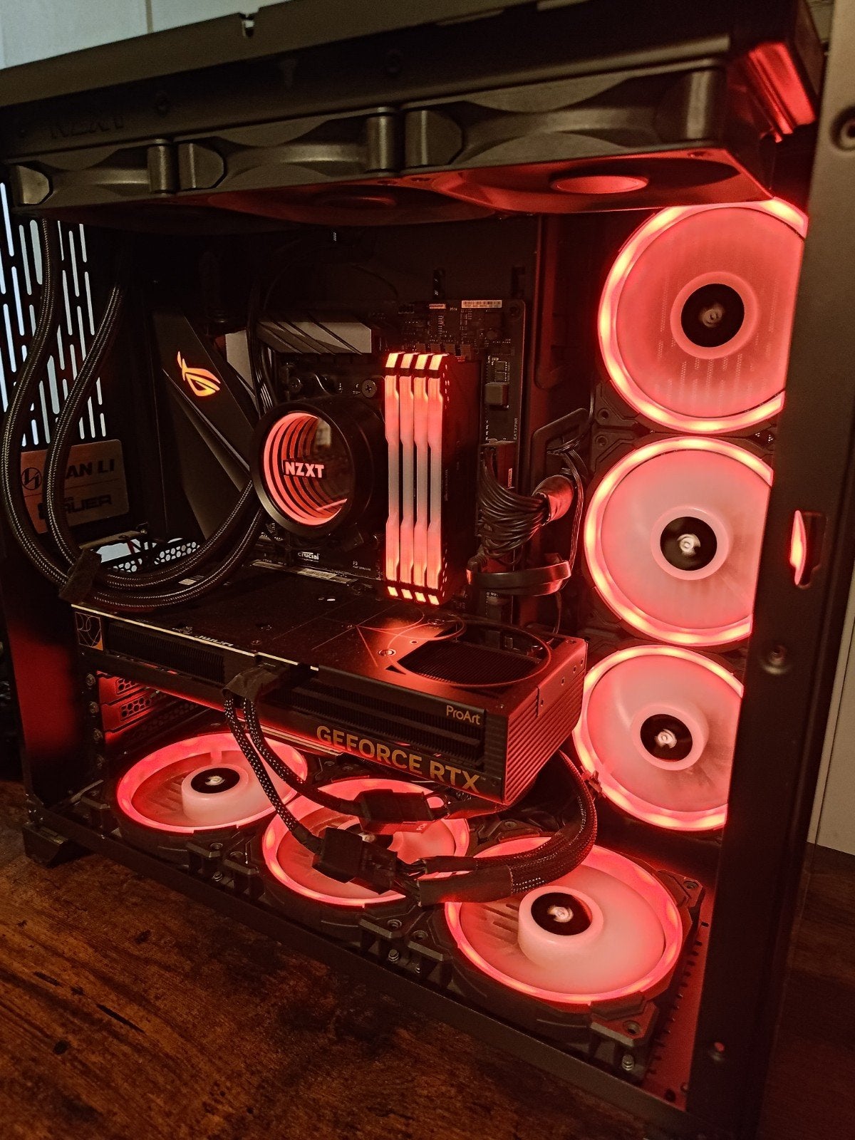 Gaming PC | 4070Super | 32GB DDR4 | R7 3800X, Ophalen, Intel Core i7 of AMD Ryzen 7, 1 TB SSD, Virtual Reality