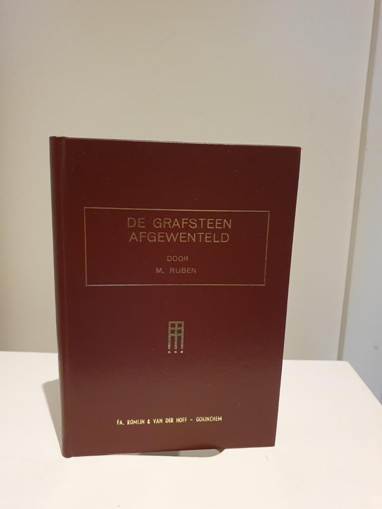 De Grafsteen Afgewenteld - M. Ruben, Ophalen of Verzenden, Gelezen, M. Ruben