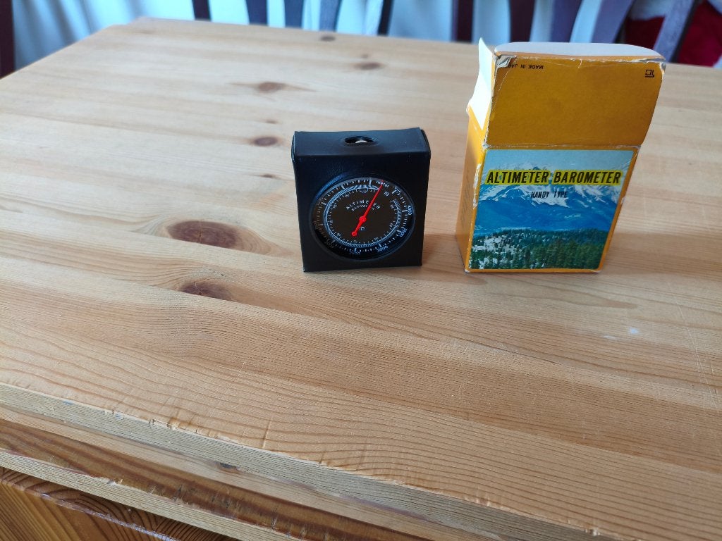 Herbertz Altimeter-Barometer - Vintage hoogtemeter, Audio, Tv en Foto, Weerstations en Barometers, Ophalen of Verzenden, Zo goed als nieuw